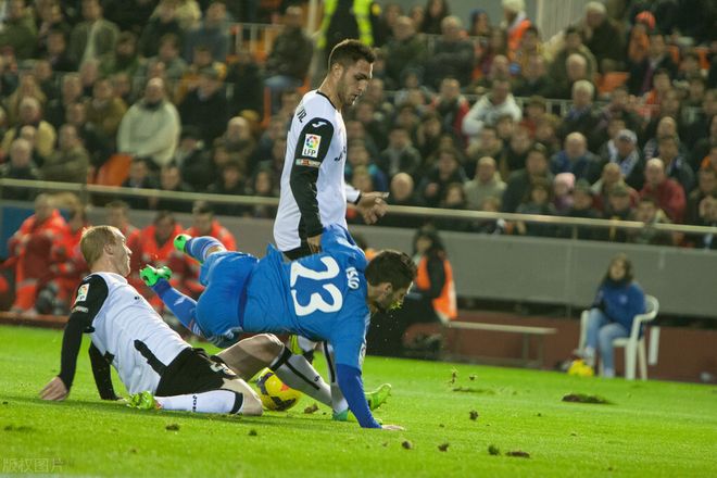 爱游戏-全明星赛倒计时，摩纳哥今晚外线爆发，细节引发关注，态度坚定，训练强度明显提升的简单介绍